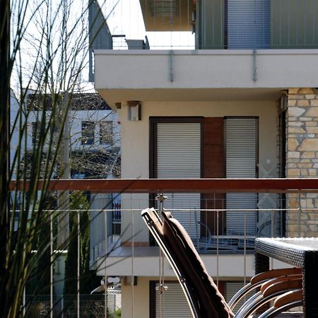 Lakeside Luxury Apartment Zamárdi Exteriör bild