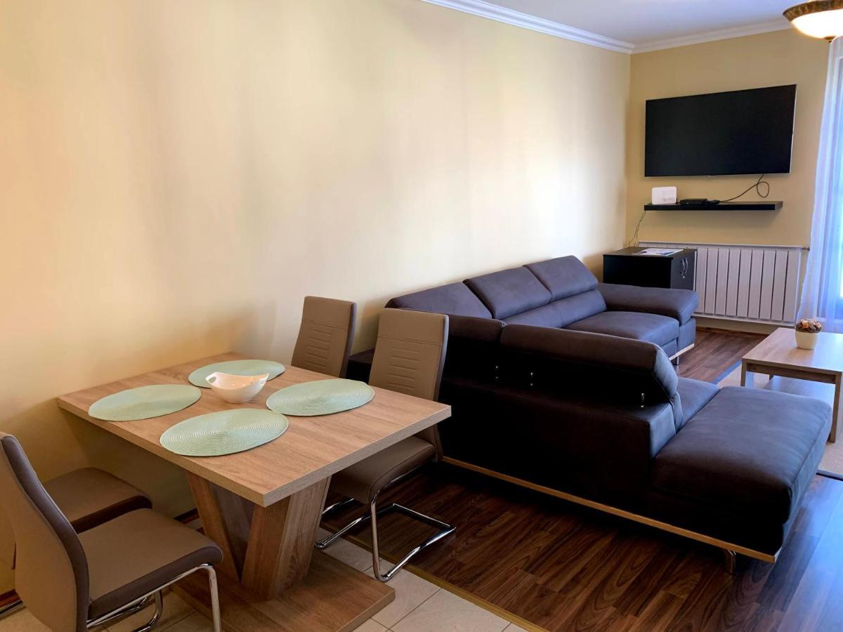 Lakeside Luxury Apartment Zamárdi Exteriör bild